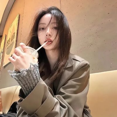 赤裸的公务员